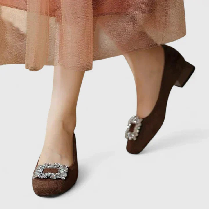 Julianyssa | Women's Cushioned Block Heel Pumps